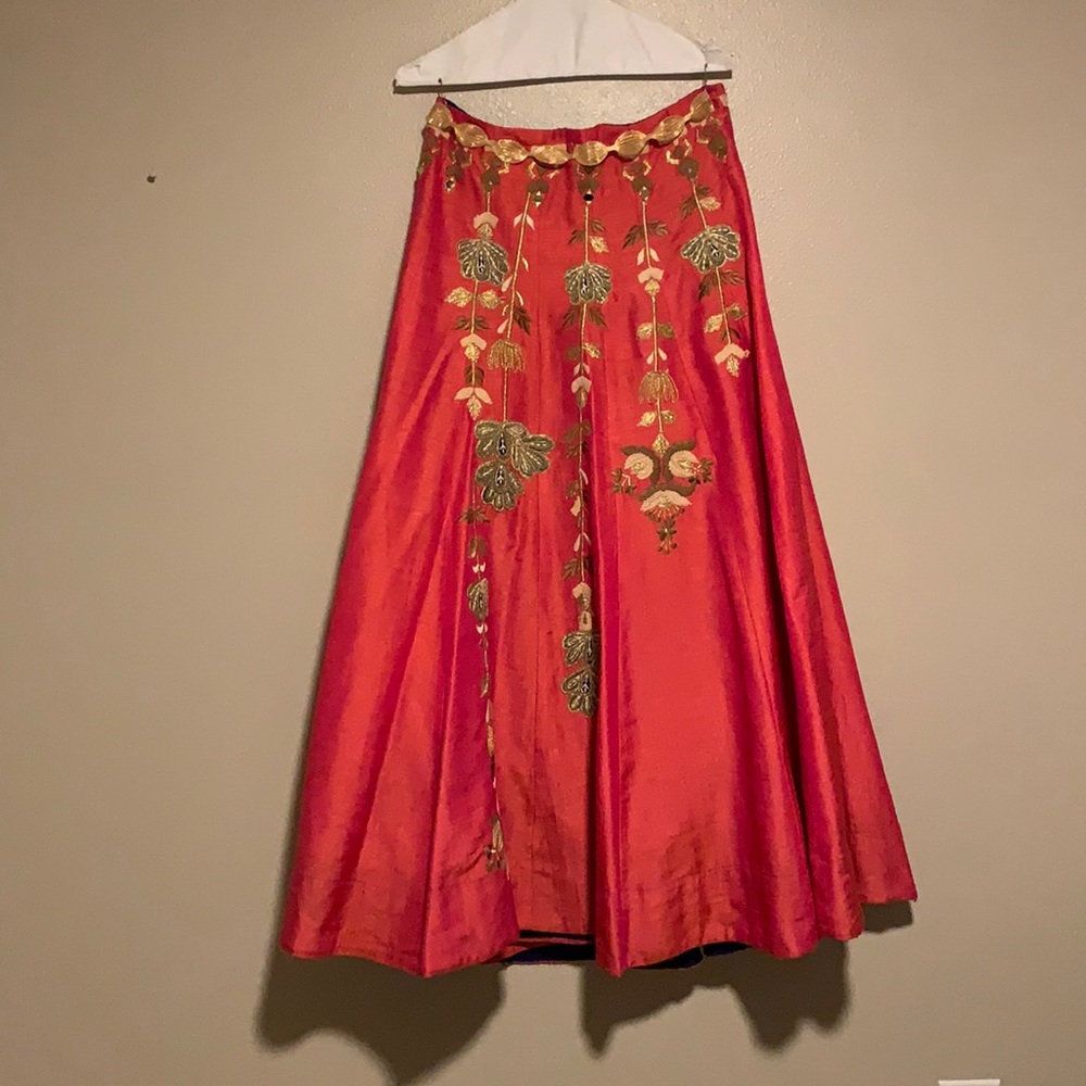 Beautiful pink & gold Lehenga skirt & Choli (set)